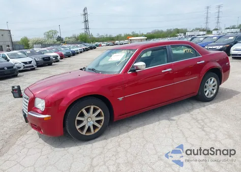 2007 Chrysler 300C из США, поврежденный, VIN 2C3KA63H57H684368